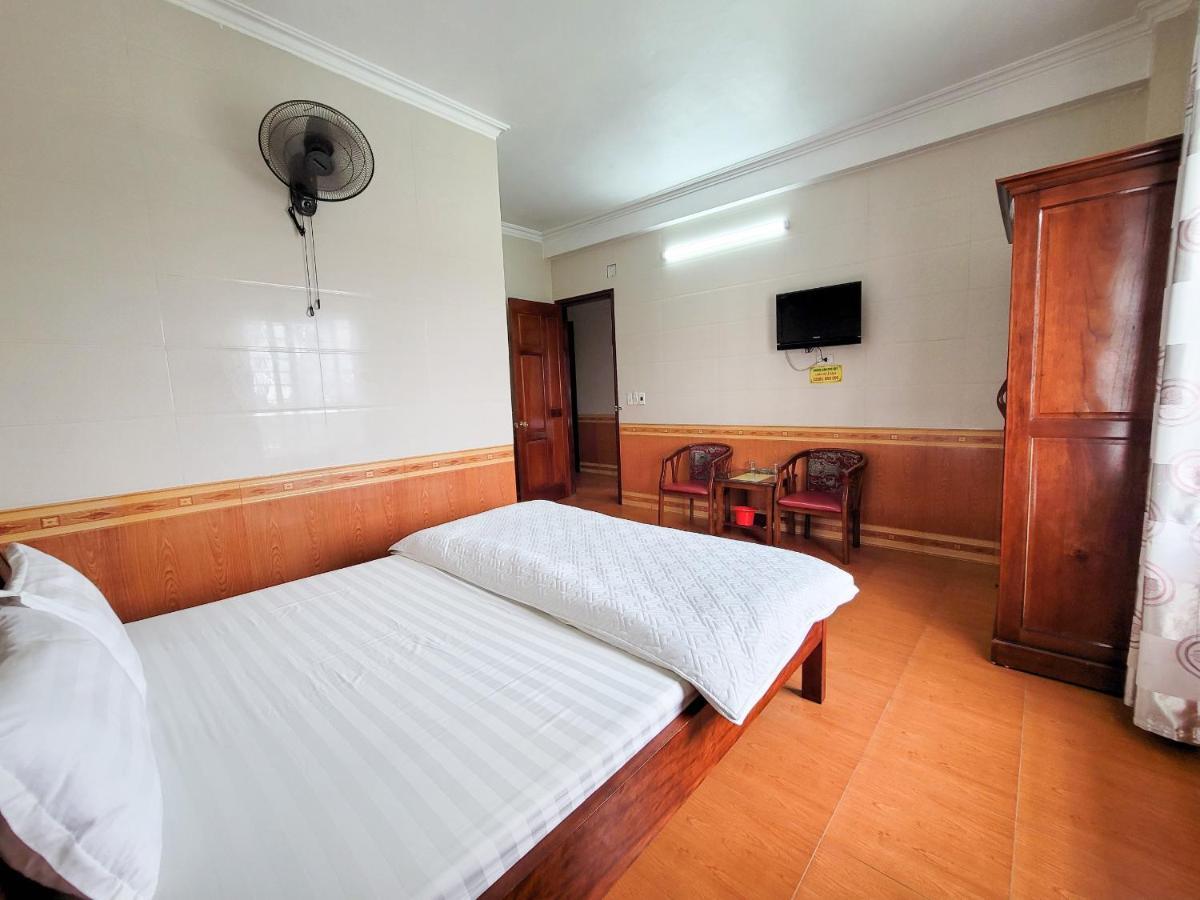 Phu Quy Hotel Ha Tinh Exterior foto